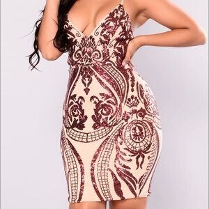 Fashion Nova Mid Length Burgundy Sequins Dress 🍒💃🏻